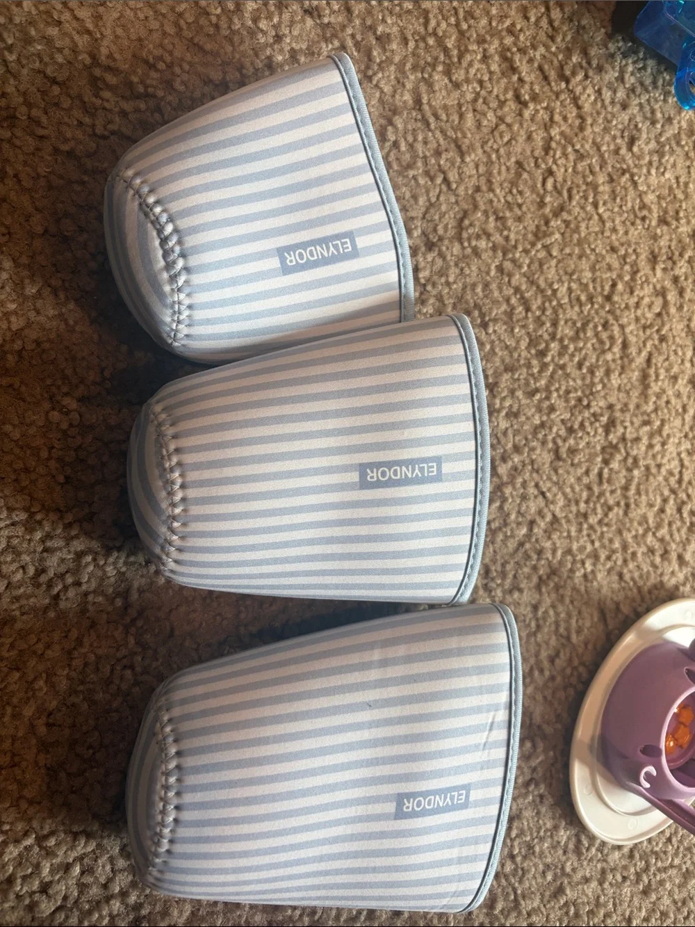 B71 Elyndor Lot of 3 (sm/md/lg) Blue & White Striped Coffee Coozie